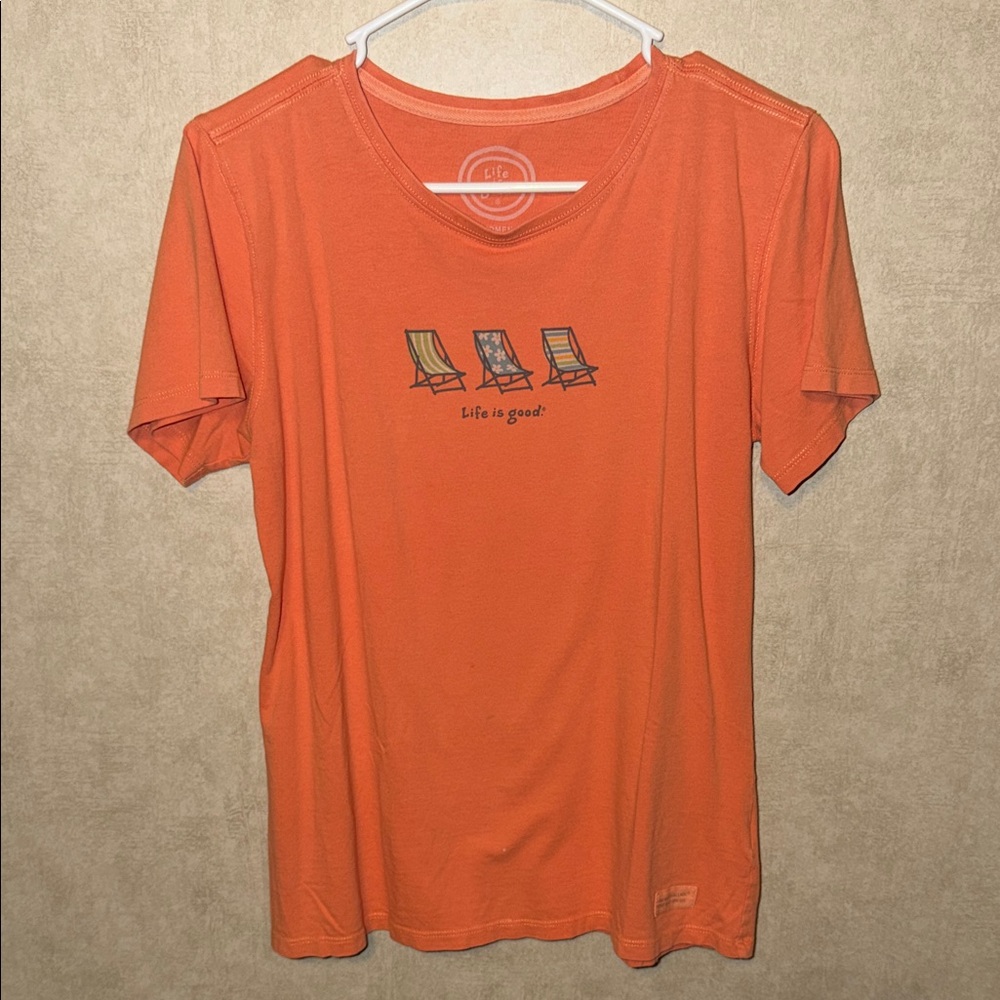 Life Is Good Women’s Orange Graphic Tee Medium short sleeve chairs